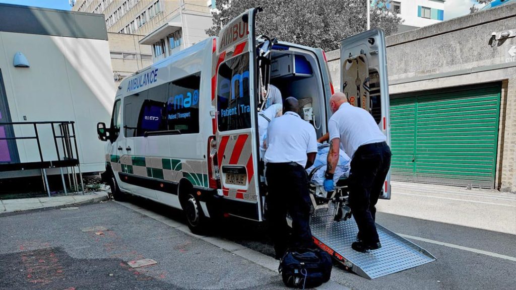 انتقال و جابجایی بیمار بین بیمارستان‌ها